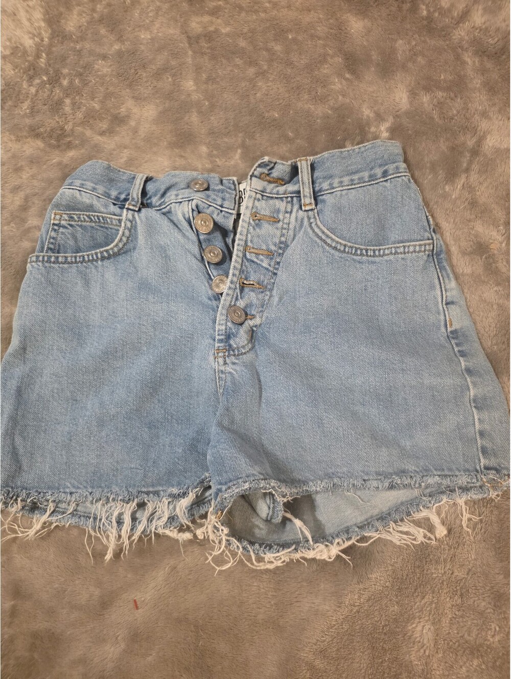 BDG light wash denim shorts 26